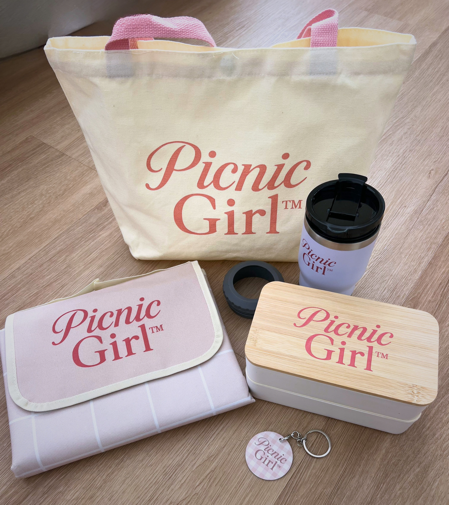 Basic Bundle - Solo Picnic Girl Set 🩷
