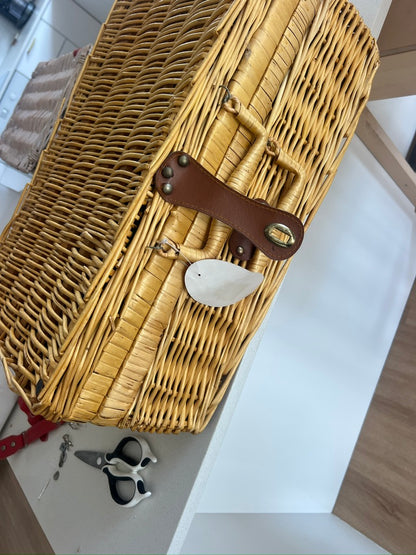 The Big Minty. Basket and accessories for 4. - One of a kind Handmade / Upcycled.