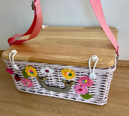 Spring Daisy.                             One Of A Kind Handmade / Upcycled Picnic Basket set