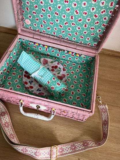 One of a kind Picnic basket set - Strawberry Sunday.