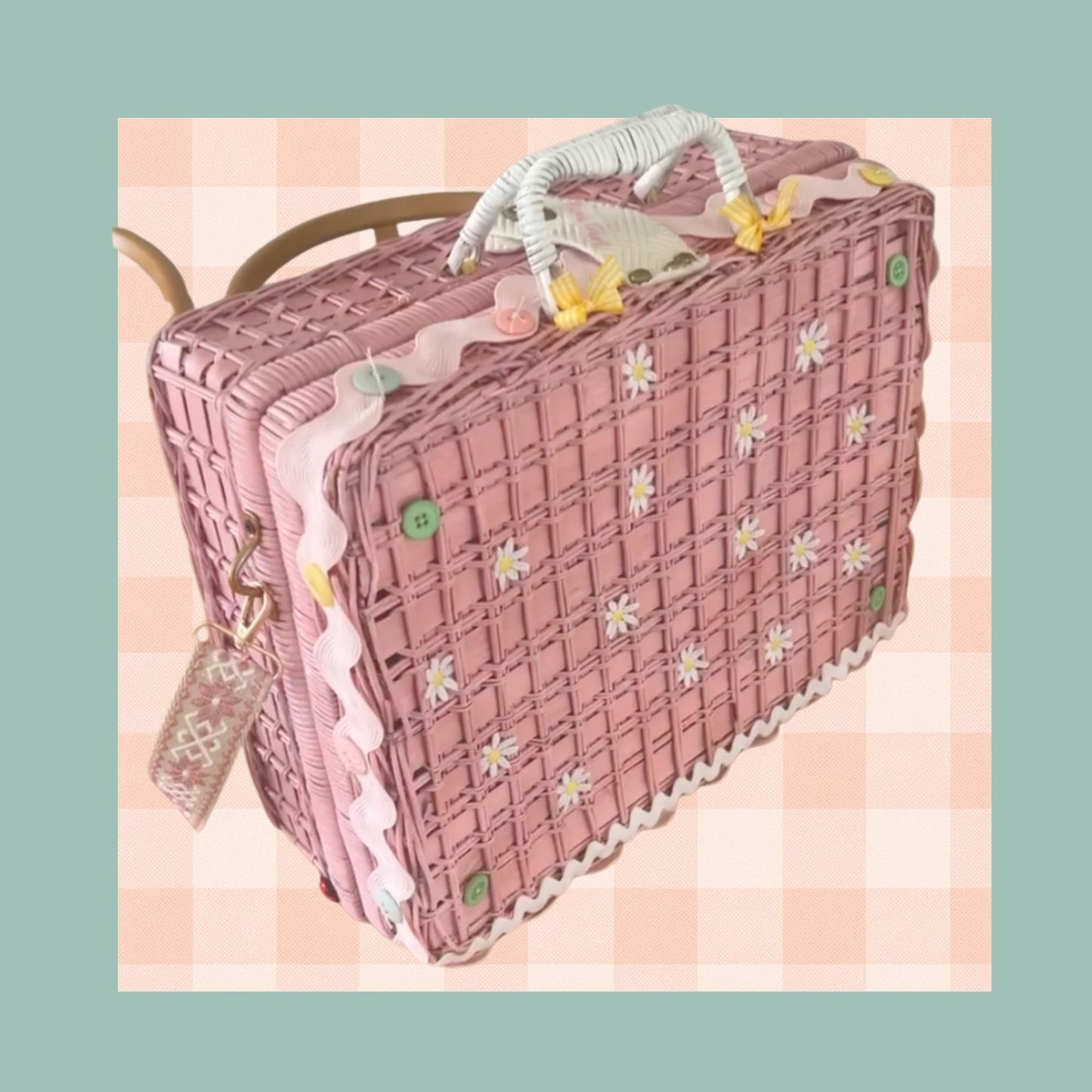 One of a kind Picnic basket set - Strawberry Sunday.
